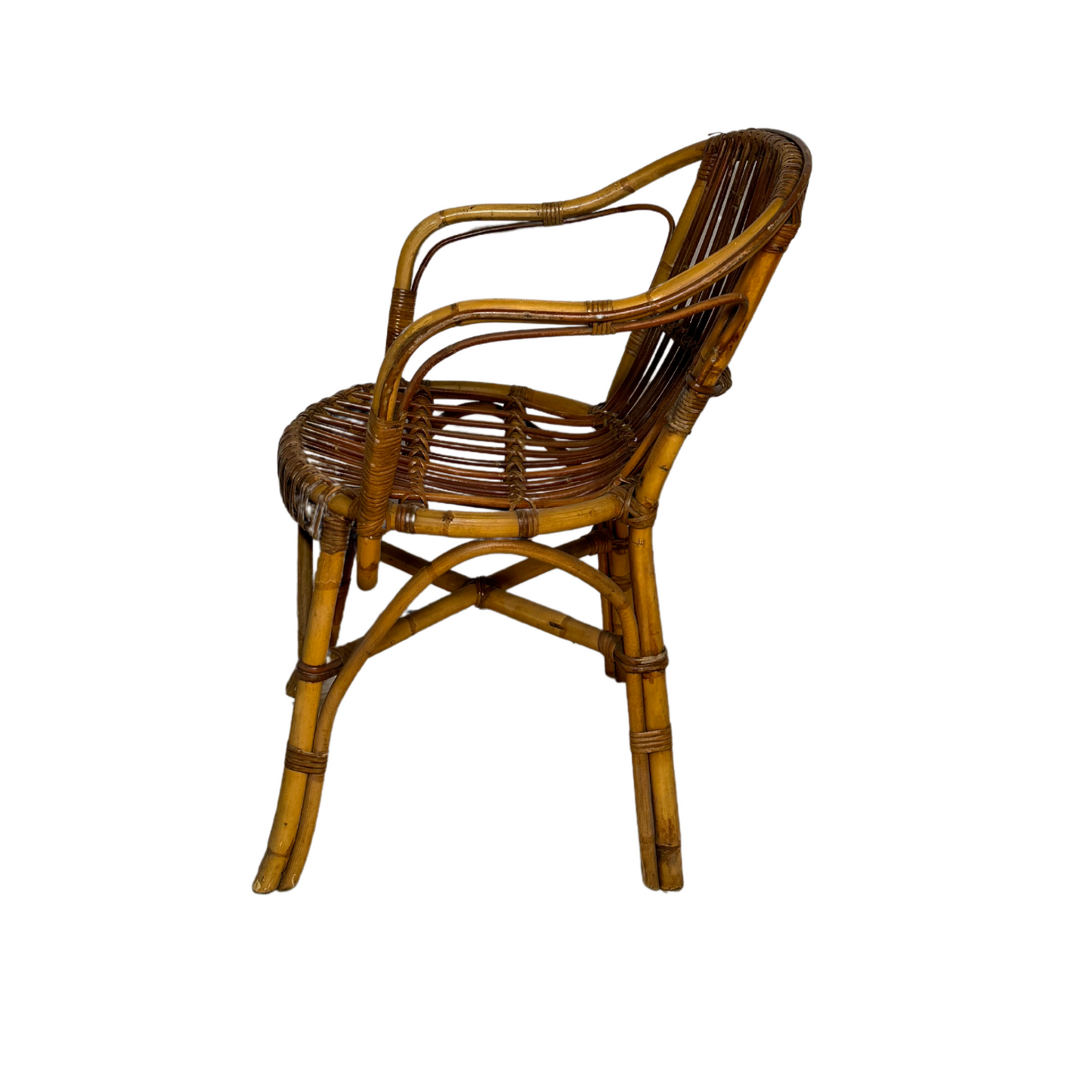 Curved Wicker Arm Chair
