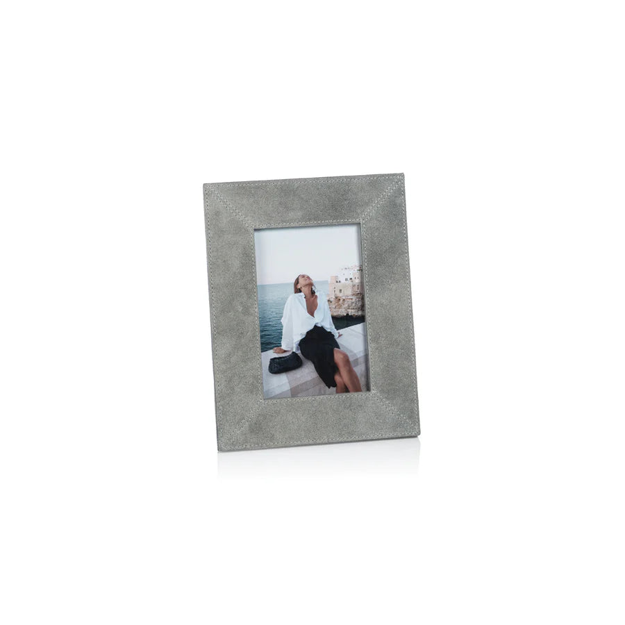 Gray Suede Frame- 4x6