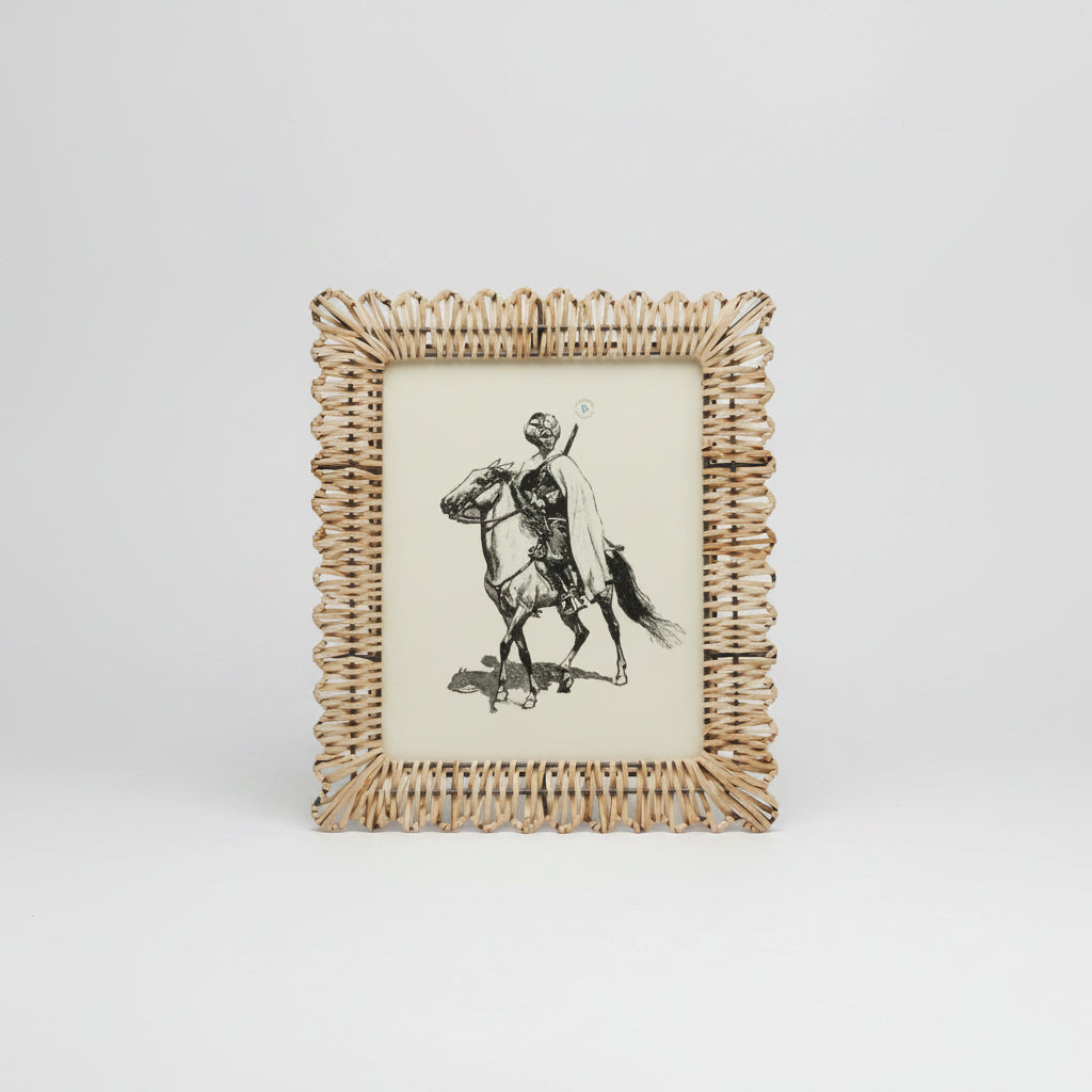 Scalloped Bamboo Cane Frame, 8x10