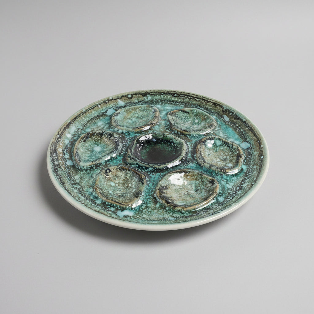 French Majolica Oyster Plate, Mousse