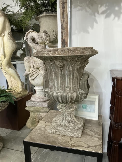 Classical Urns, Pair
